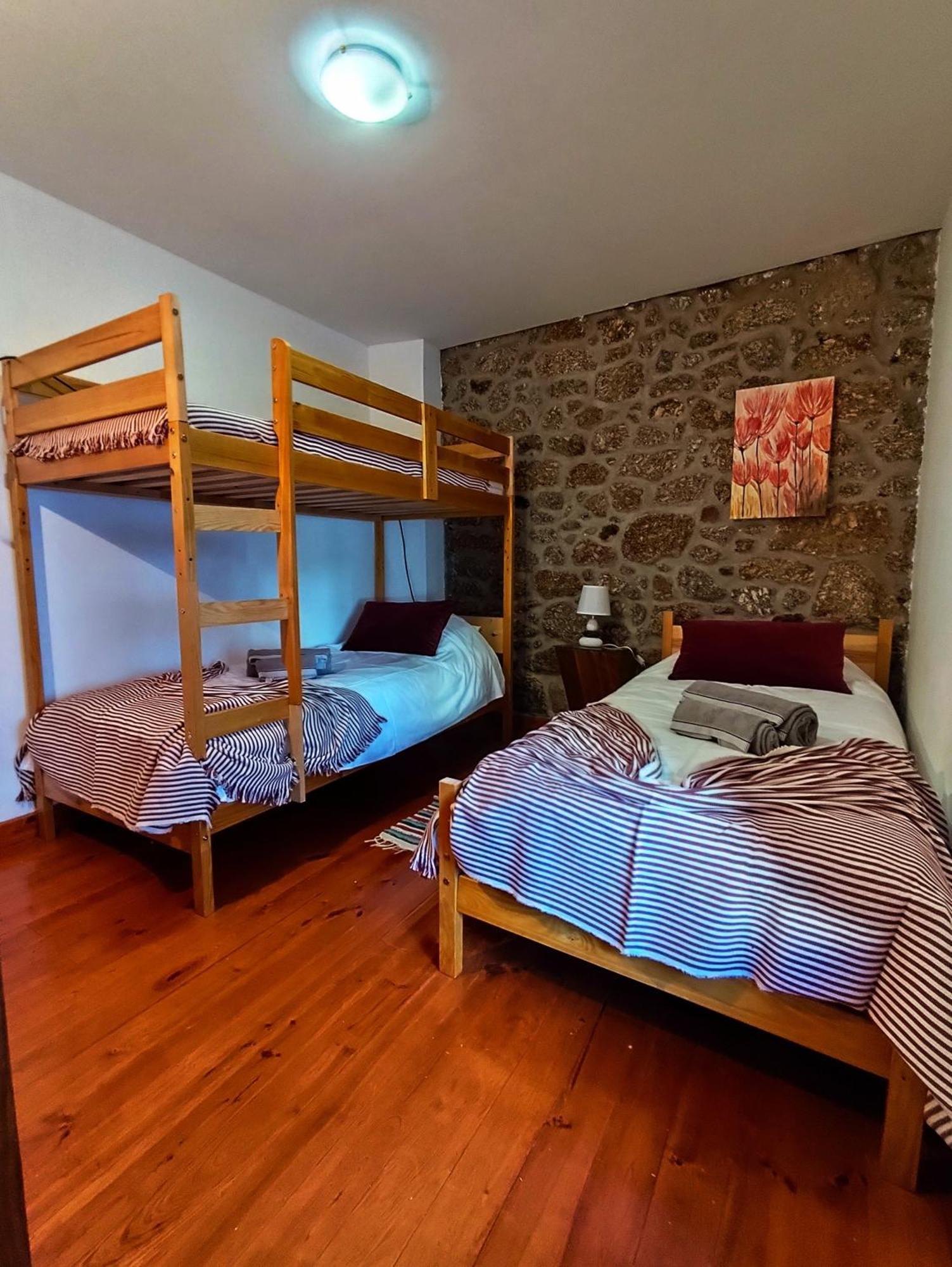 Casa Na Aldeia - Entre Fundao E Covilha Villa Pero Viseu Kültér fotó